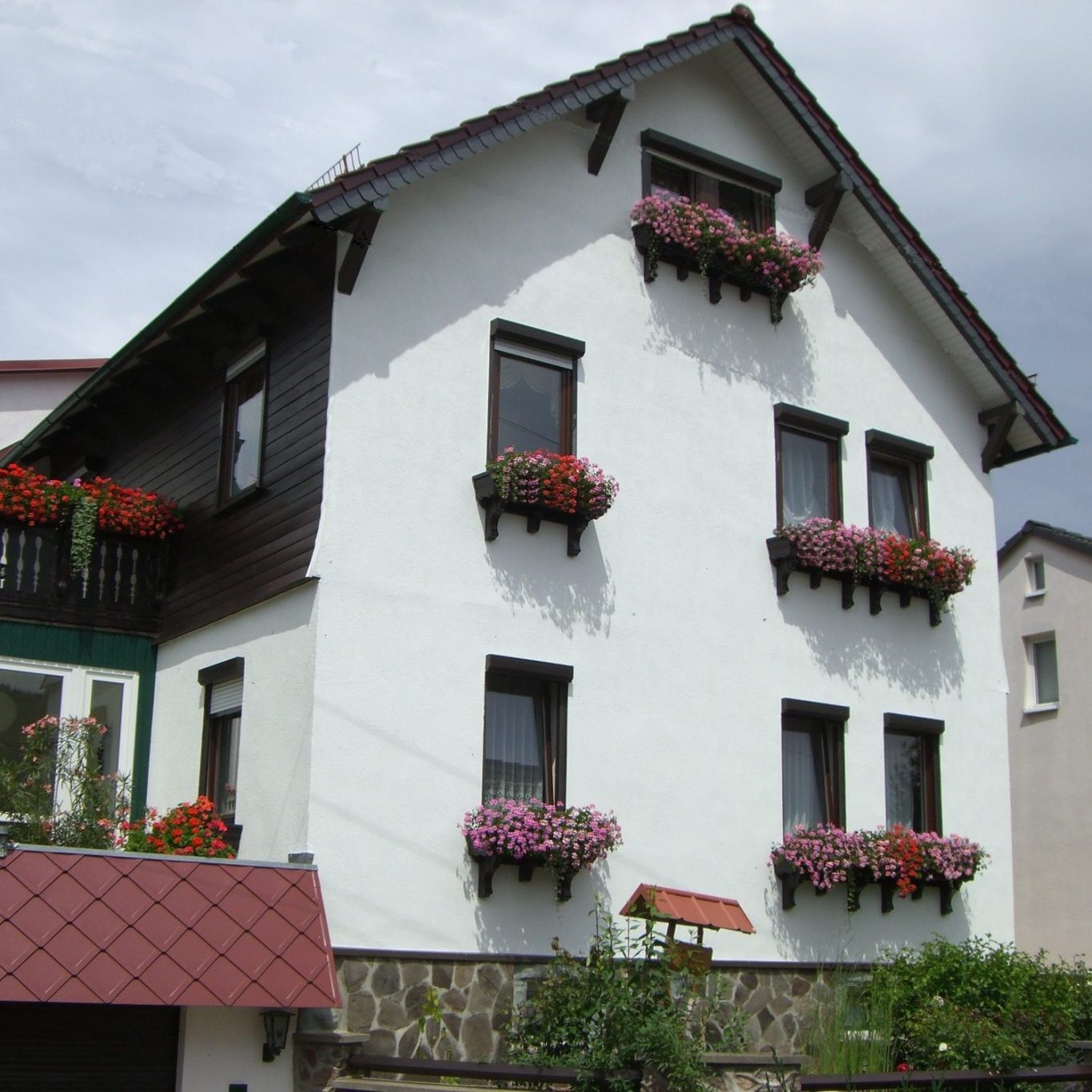 Ferienwohnungen von der Straßenseite