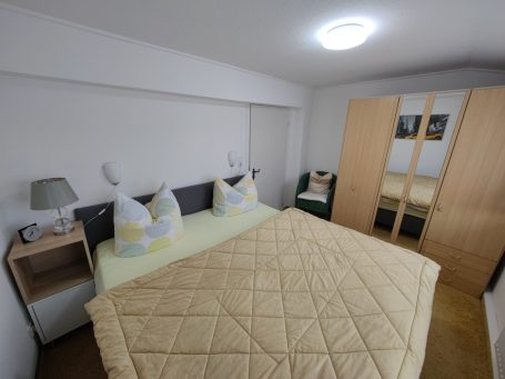 Schlafzimmer Ferienwohnung 3 Dachgeschoss Schlafzimmer Ferienwohnung 3 Dachgeschoss